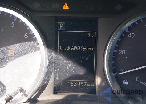 2018 Toyota Highlander Le Plus из США, поврежденный, VIN 5TDBZRFH5JS902299